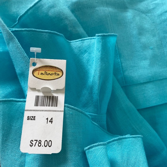 Blazer - Picture 3 of 3